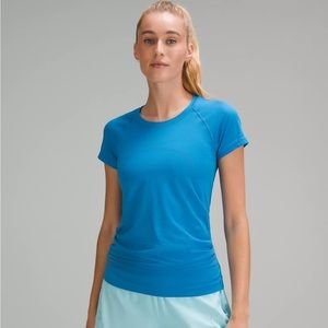 Lululemon swiftly tech short sleeve tee.